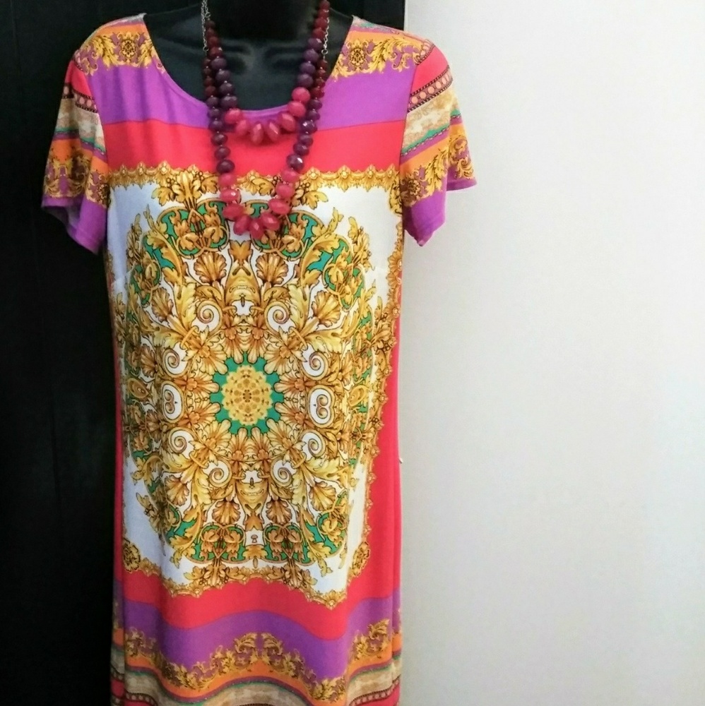 Dresses - Picture 2 of 2